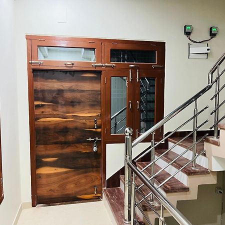 Sg Home Stay Ayodhya Exterior photo