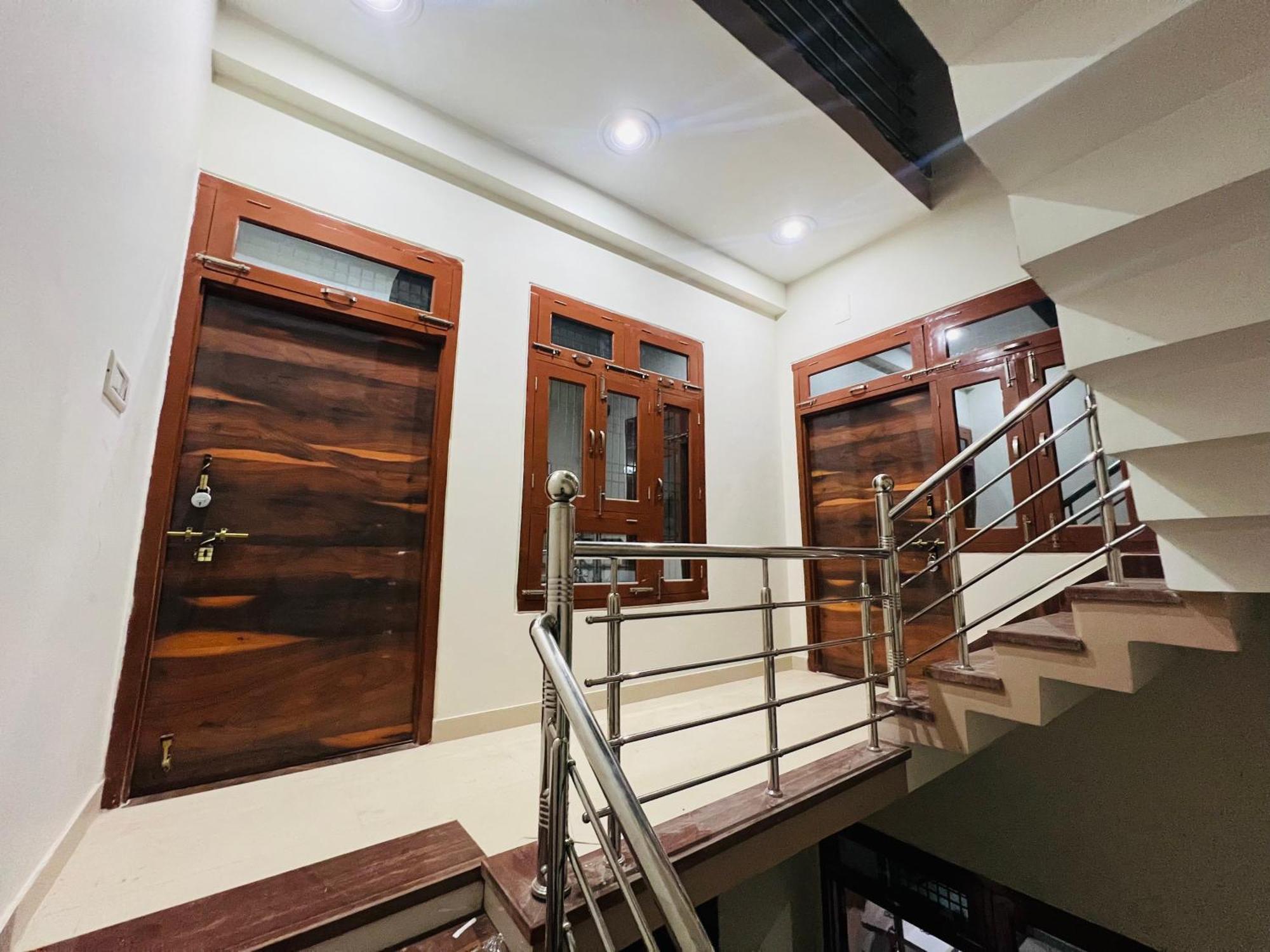 Sg Home Stay Ayodhya Exterior photo